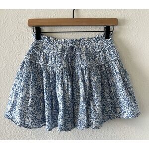 American Eagle Mini Skirt Size XS Floral Blue White Elastic Waist Cottagecore